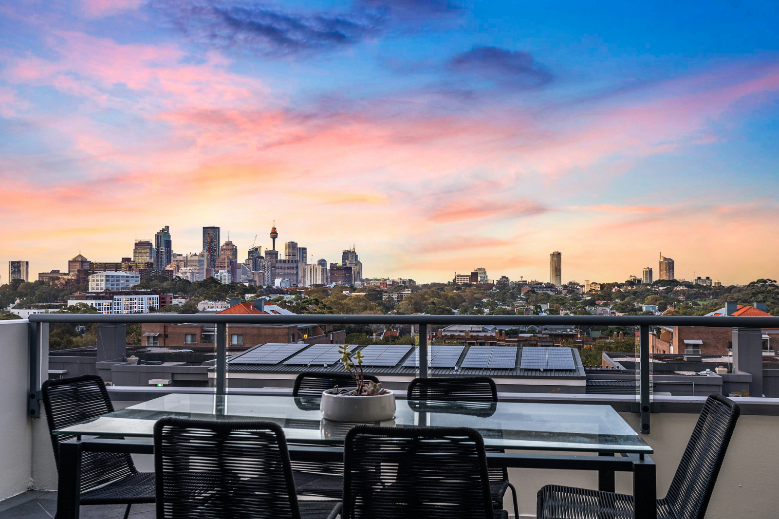 1 balcony(1).jpg