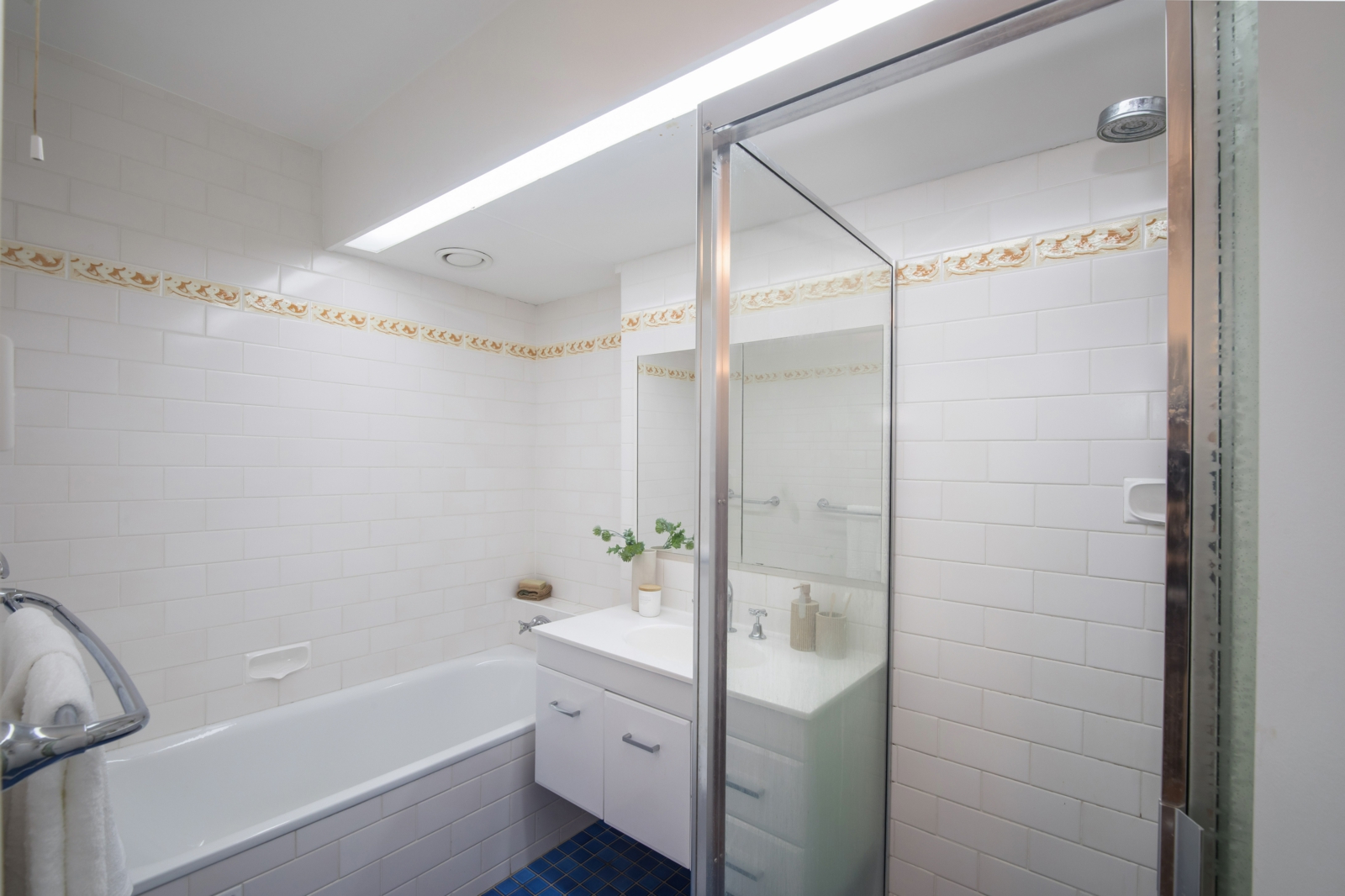 5-351Edgecliff_009.jpg