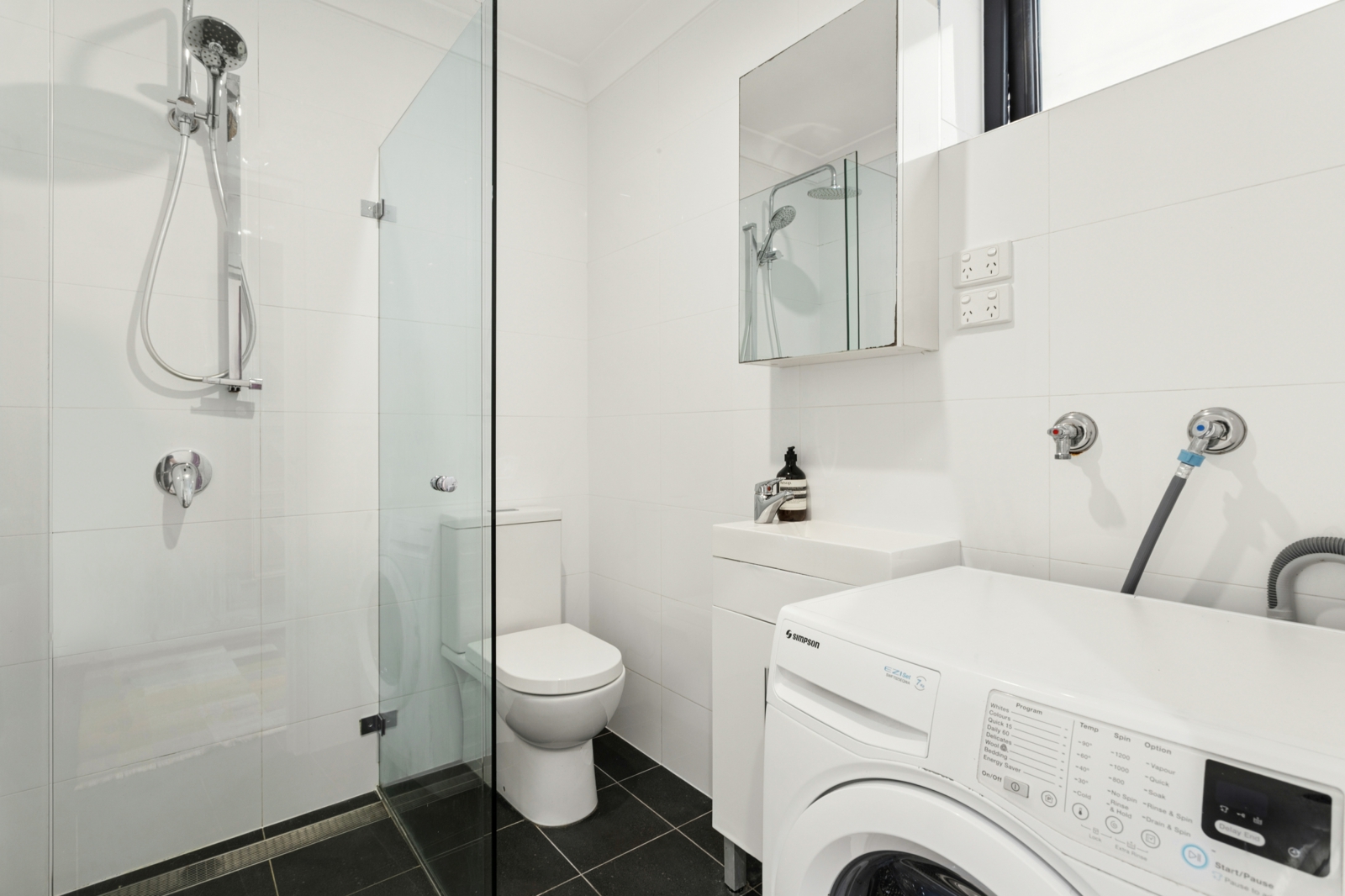 10 Turner Ln, Woolloomooloo_04.jpg