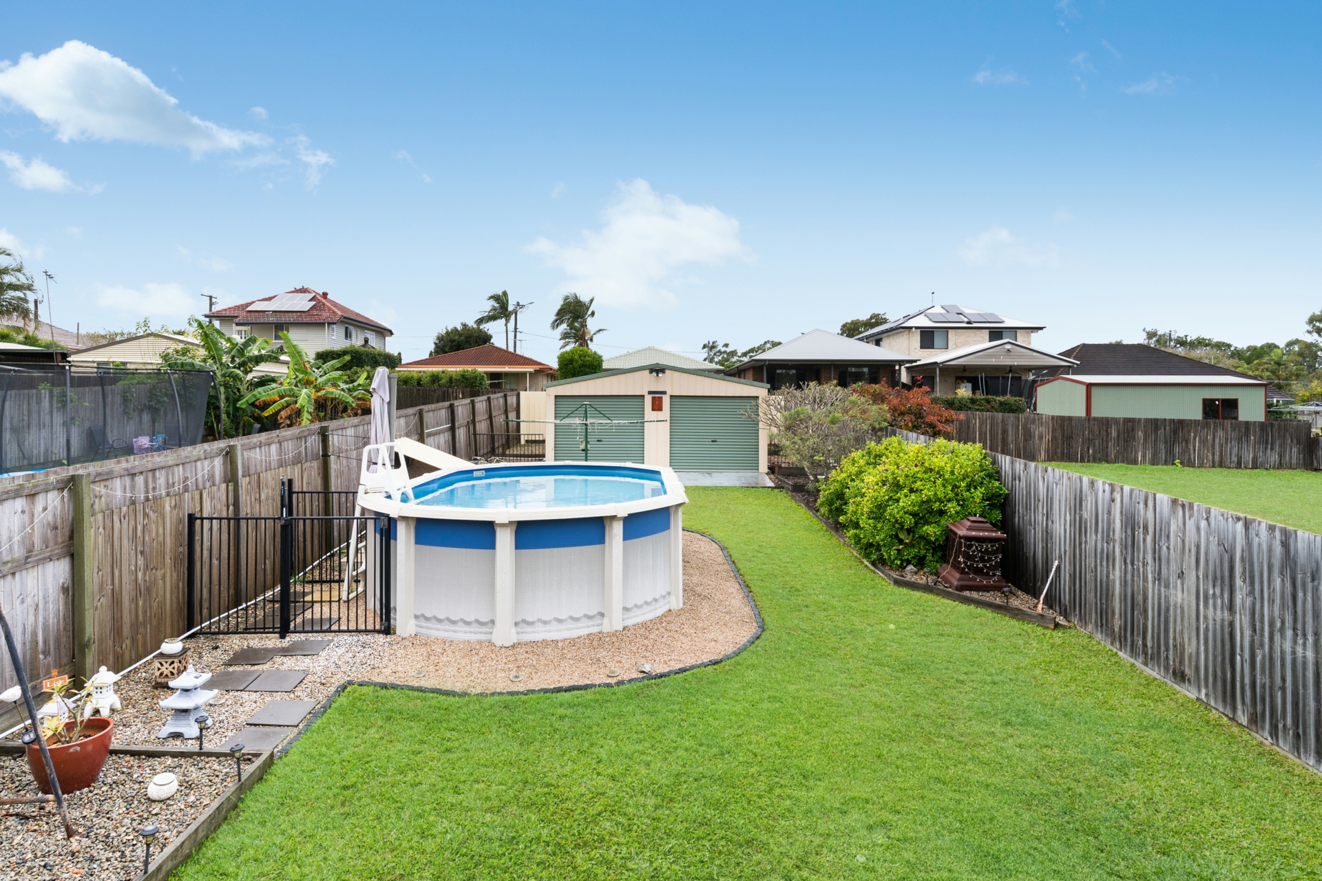 Rear Yard_Pool and Shed