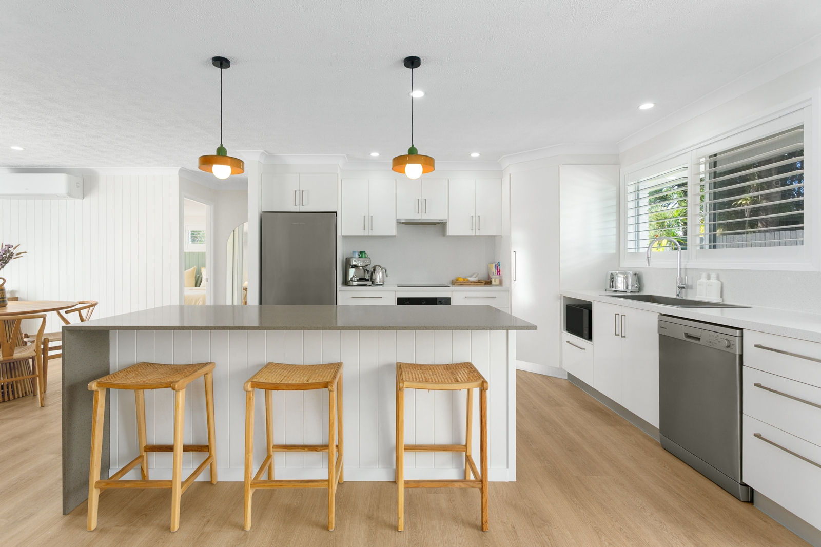 2. Kitchen.jpg