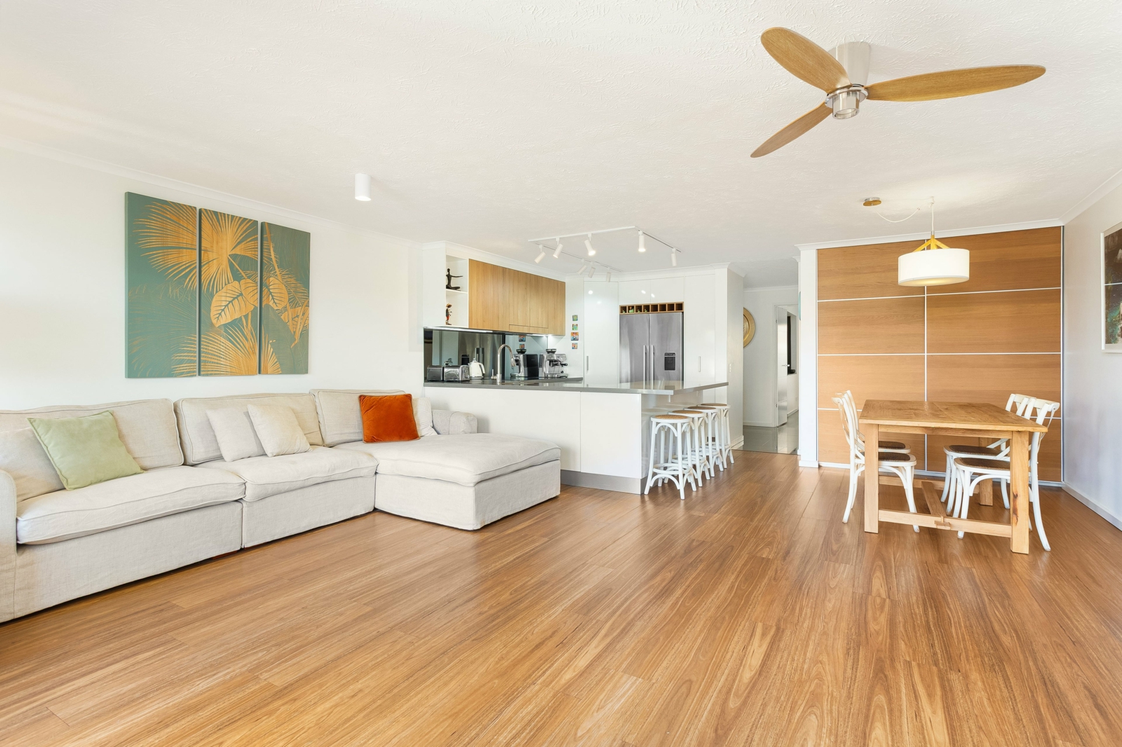 8. Living Dining.jpg