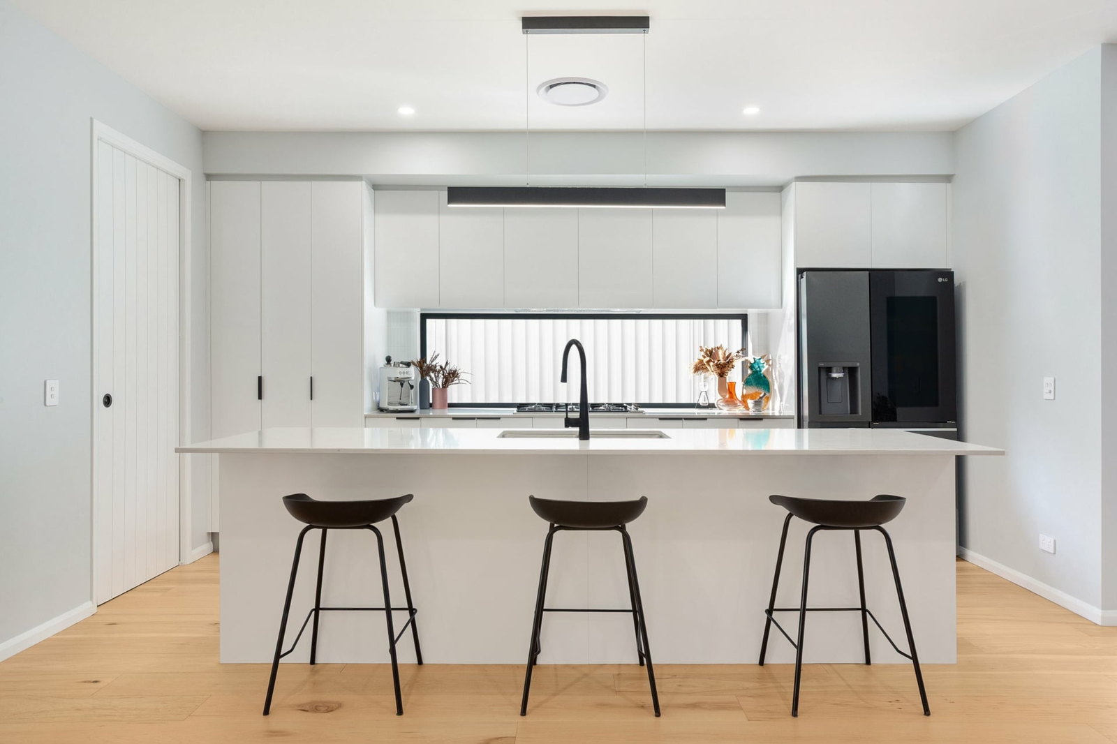 2. Kitchen.jpg