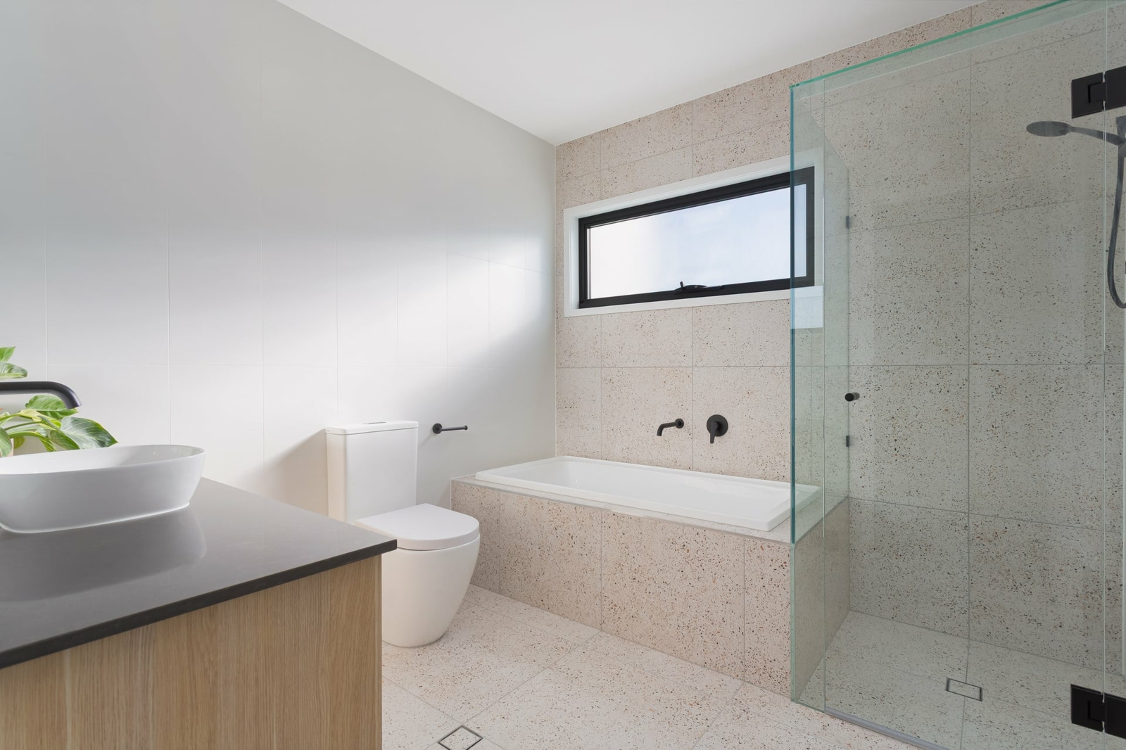 5. Bathroom.jpg
