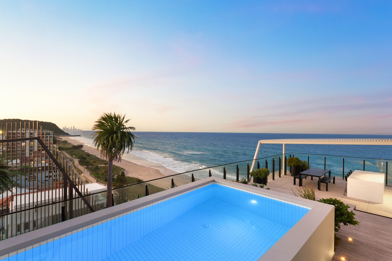 20. Pool-Rooftop.jpg