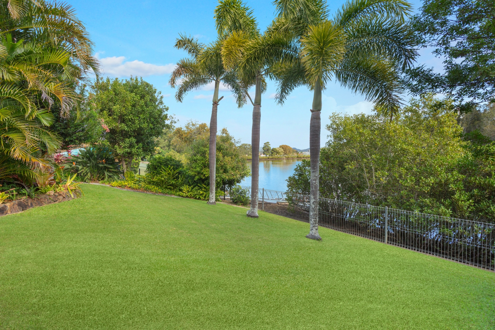 10. Backyard.jpg