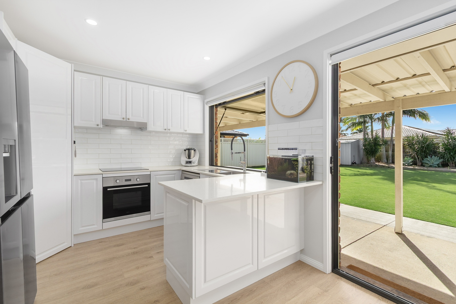 7. Kitchen.jpg