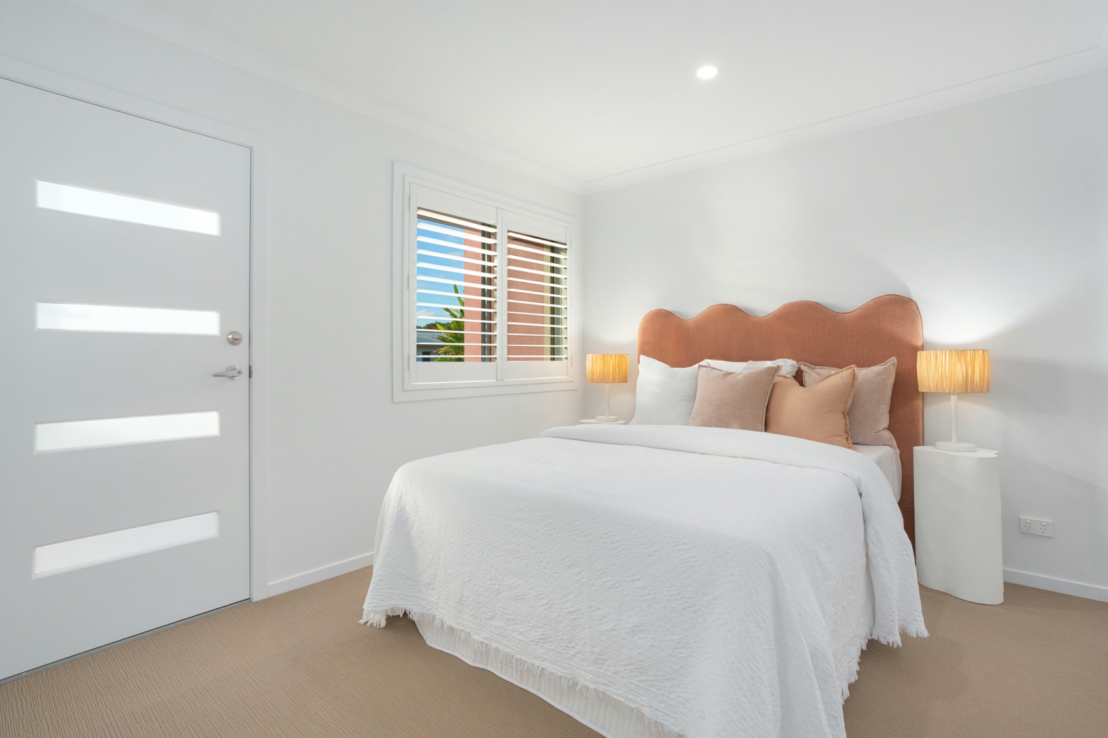 9. Main Bed.jpg