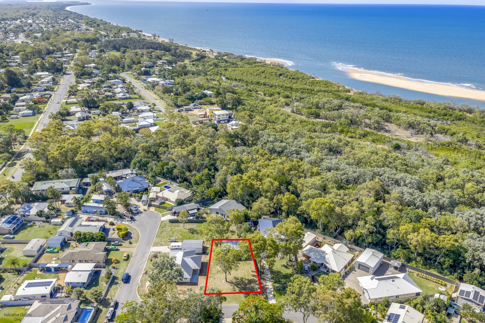 2 Storm Petrel Court,Moore Park Beach