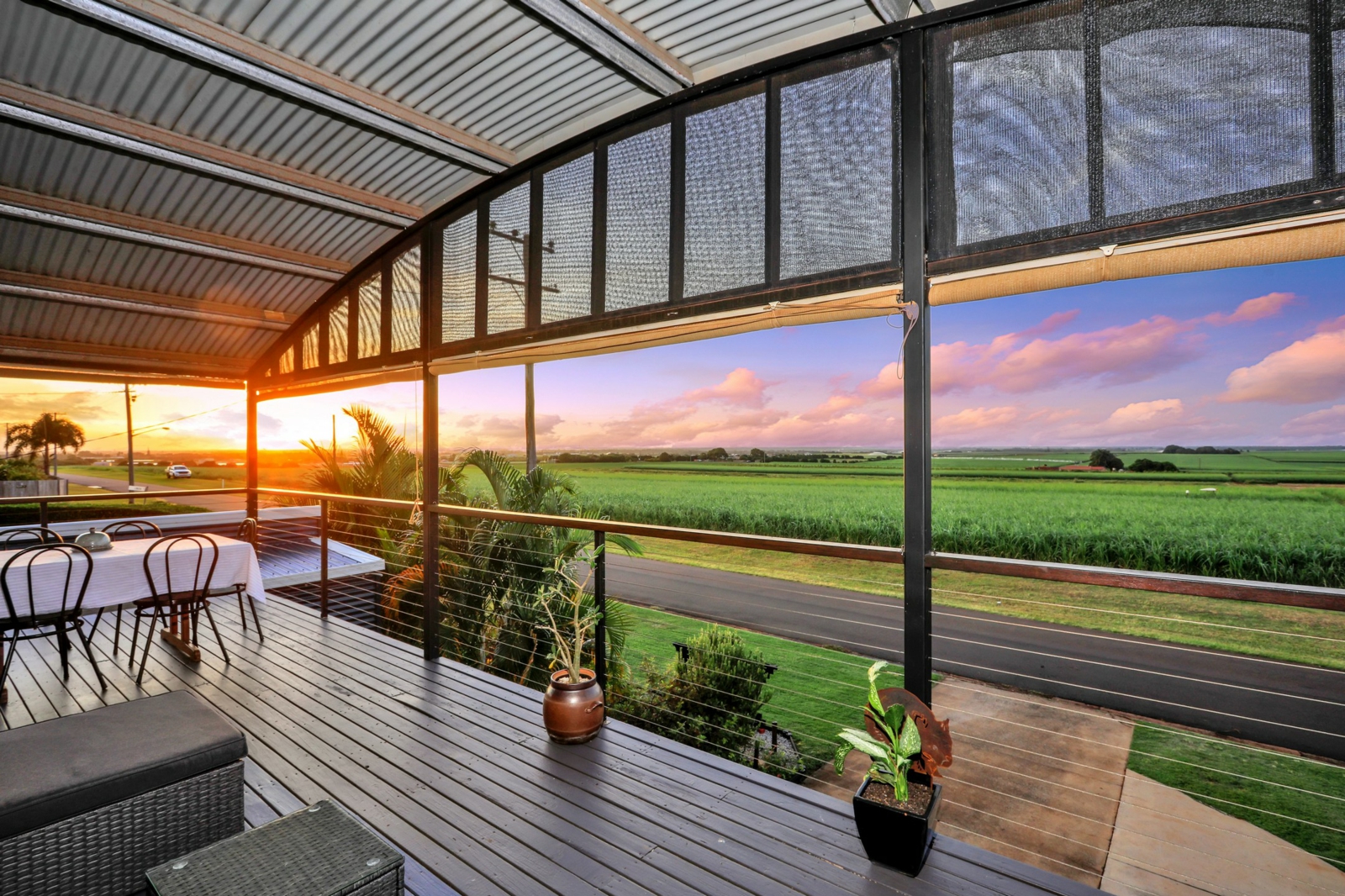 6 Barellan Parade, QUNABA