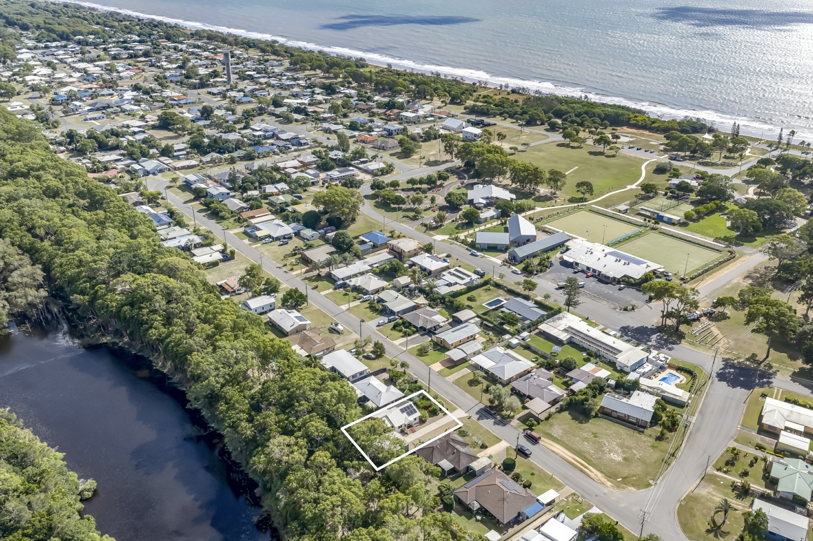 29 Orchid Drive, MOORE PARK BEACH