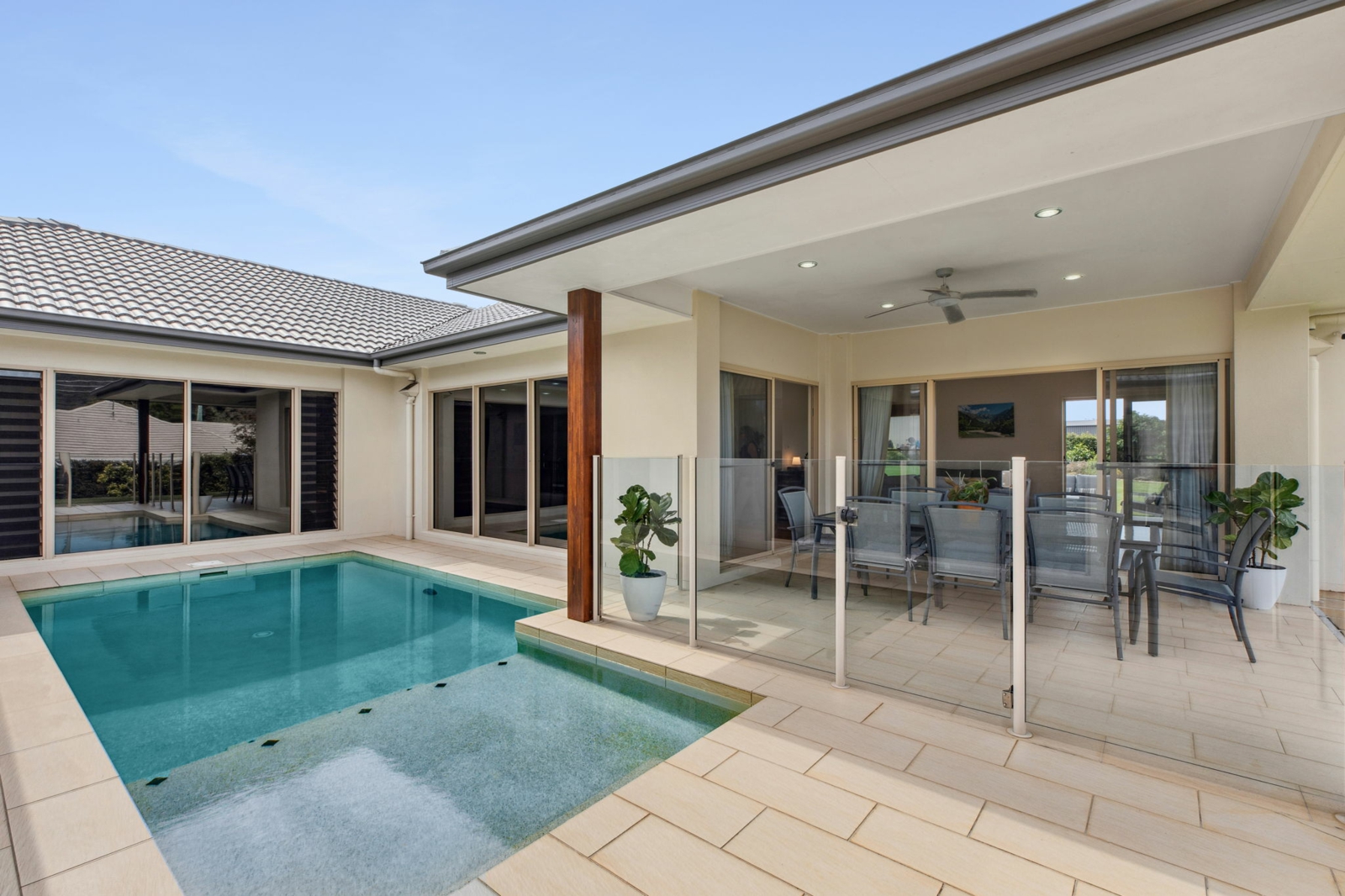 6 Hillcrest Court,Beerwah