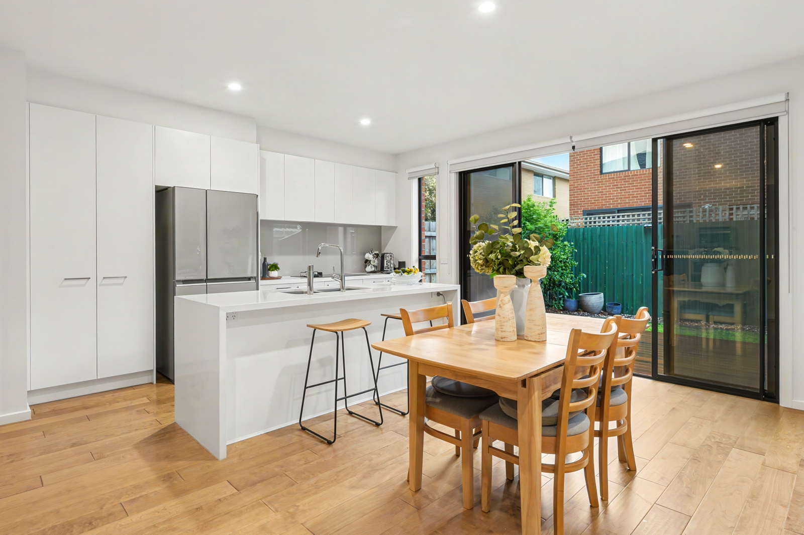 6 Hakea Pl Web-2.jpg