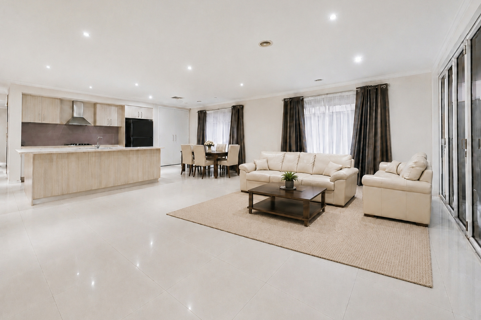 living_room_aligned_1920x1280.jpg