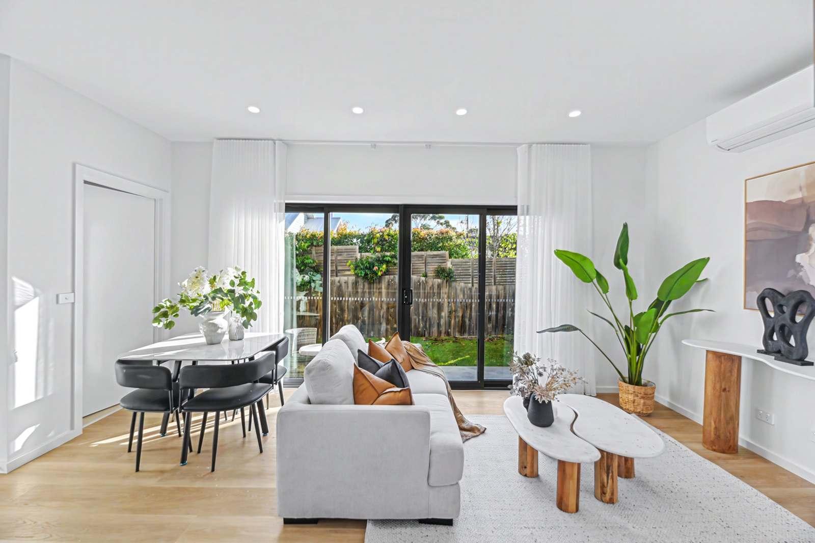 215 Eastbourne Road Web-11.jpg