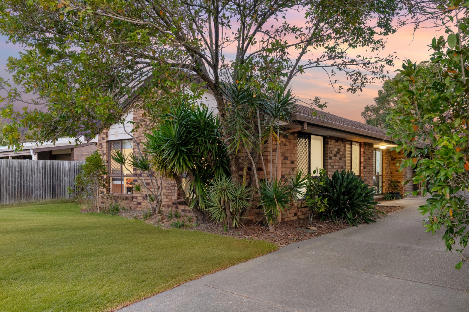 1.5 dowling st, caboolture - matt stone
