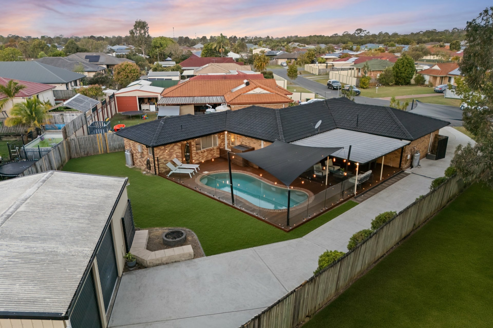 11_10 karri close, caboolture - mcgrath
