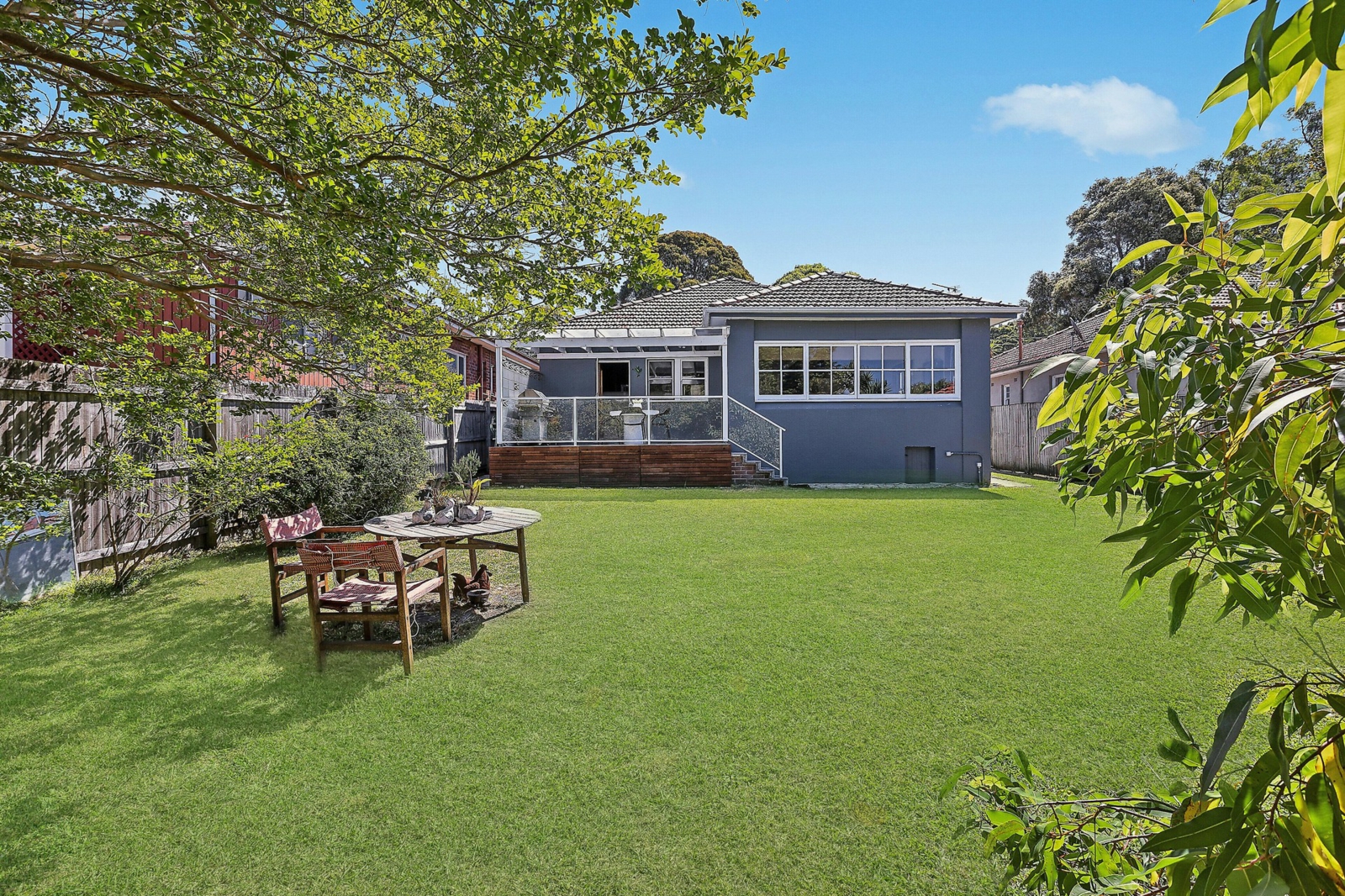 187 Eastern Valley Way,Middle Cove