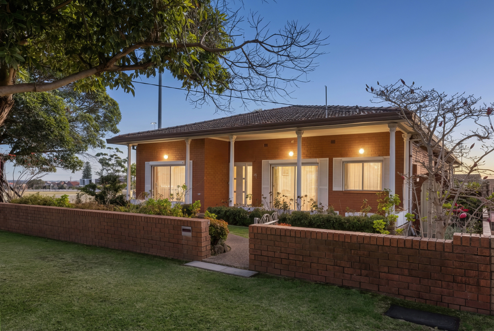 15 Dawson Ave, Earlwood, NSW 2206_01.jpg