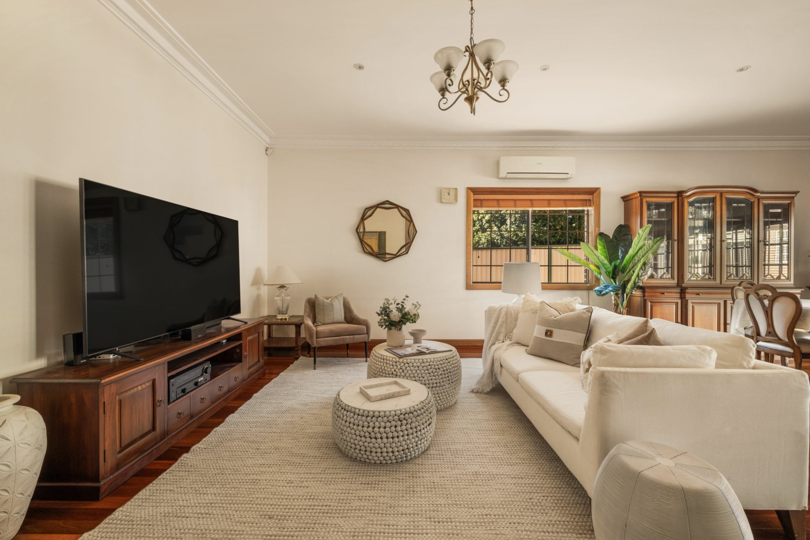 18 Waterside Cres, Earlwood-6.jpg