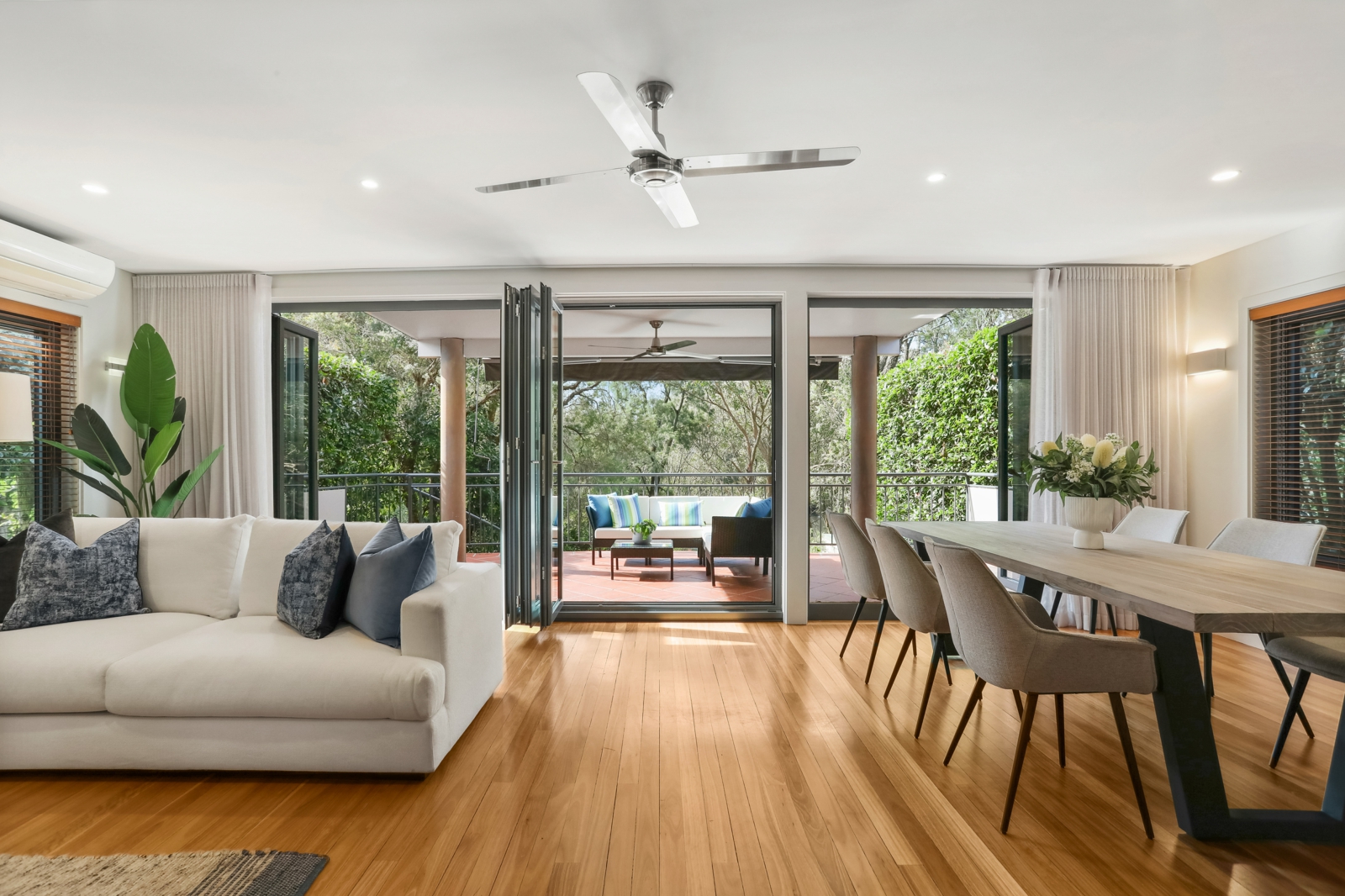 39A Waterside Cres, Earlwood-10.jpg