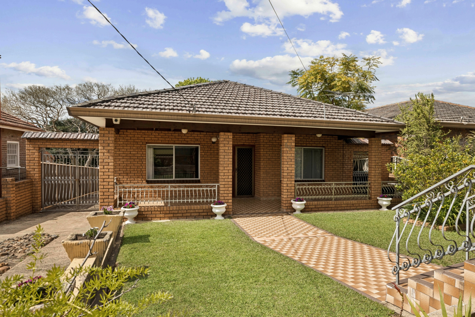 20 Gueudecourt Ave, Earlwood-12.jpg