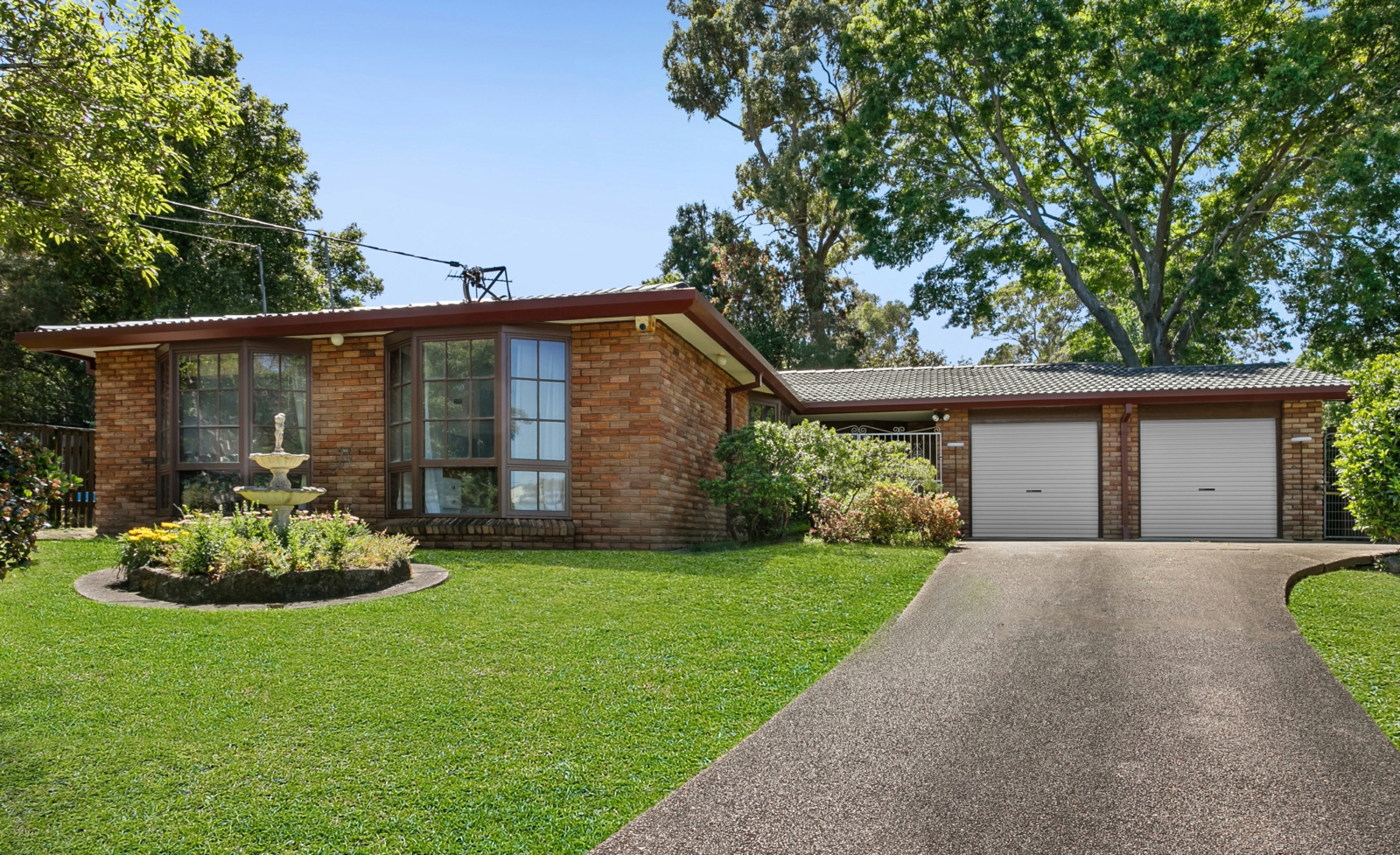 25 English Avenue,Castle Hill