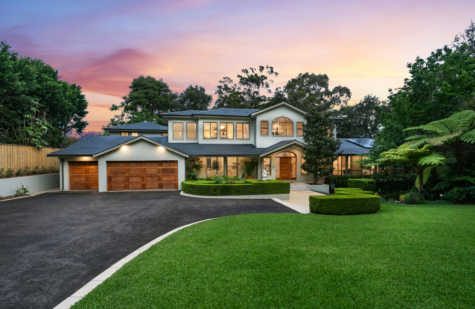 4 Nanette Place, CASTLE HILL