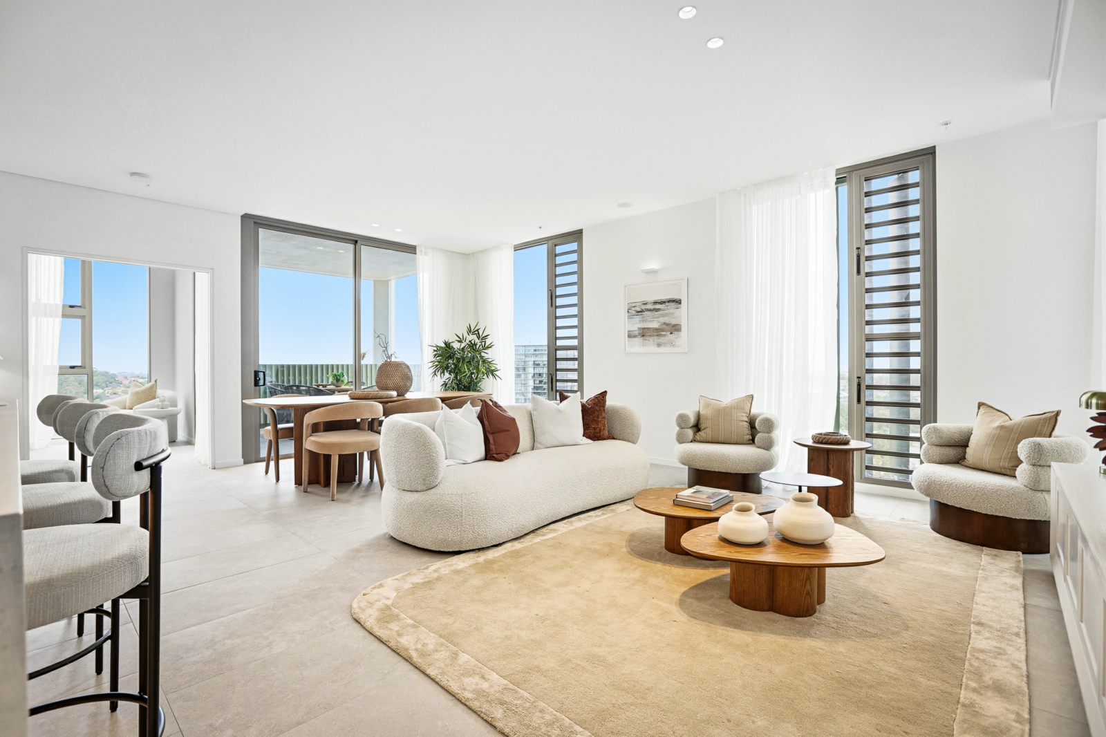 1305/42 Solent Circuit, NORWEST