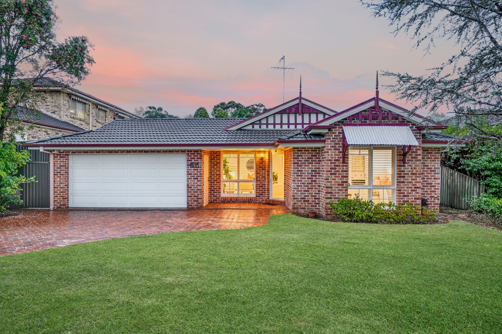 4 Hawkridge Place, DURAL