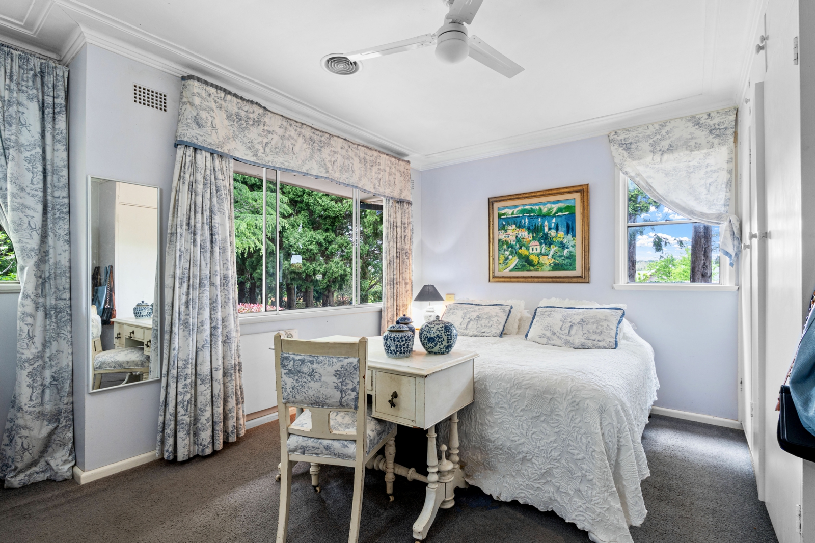 MCGRATH - 1 Kings Rd, Moss Vale NSW 2577