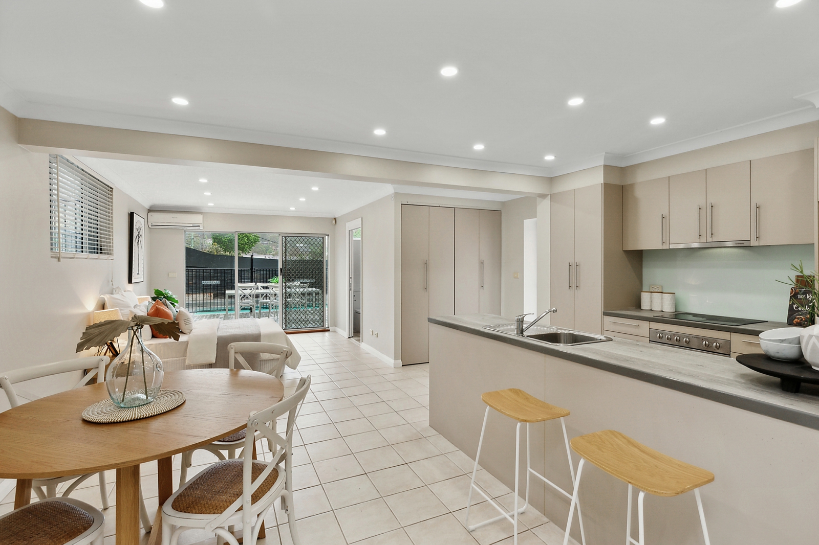 dining_kitchen