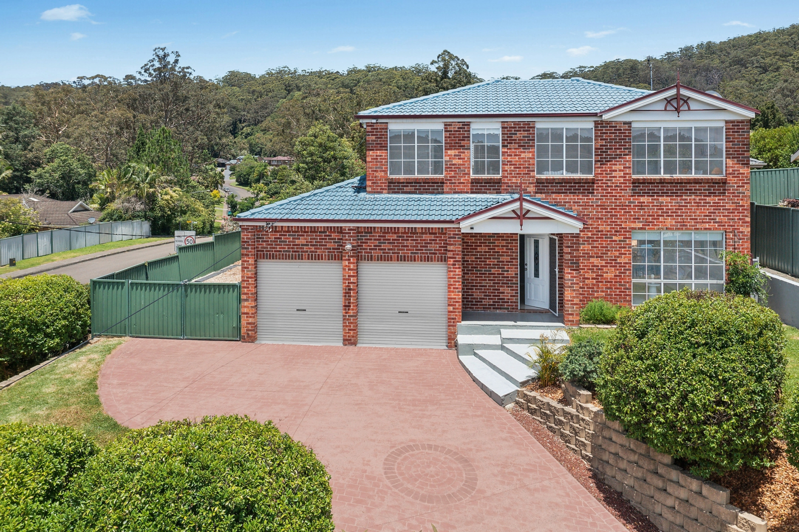 100 Newling Street, Lisarow, NSW 2250
