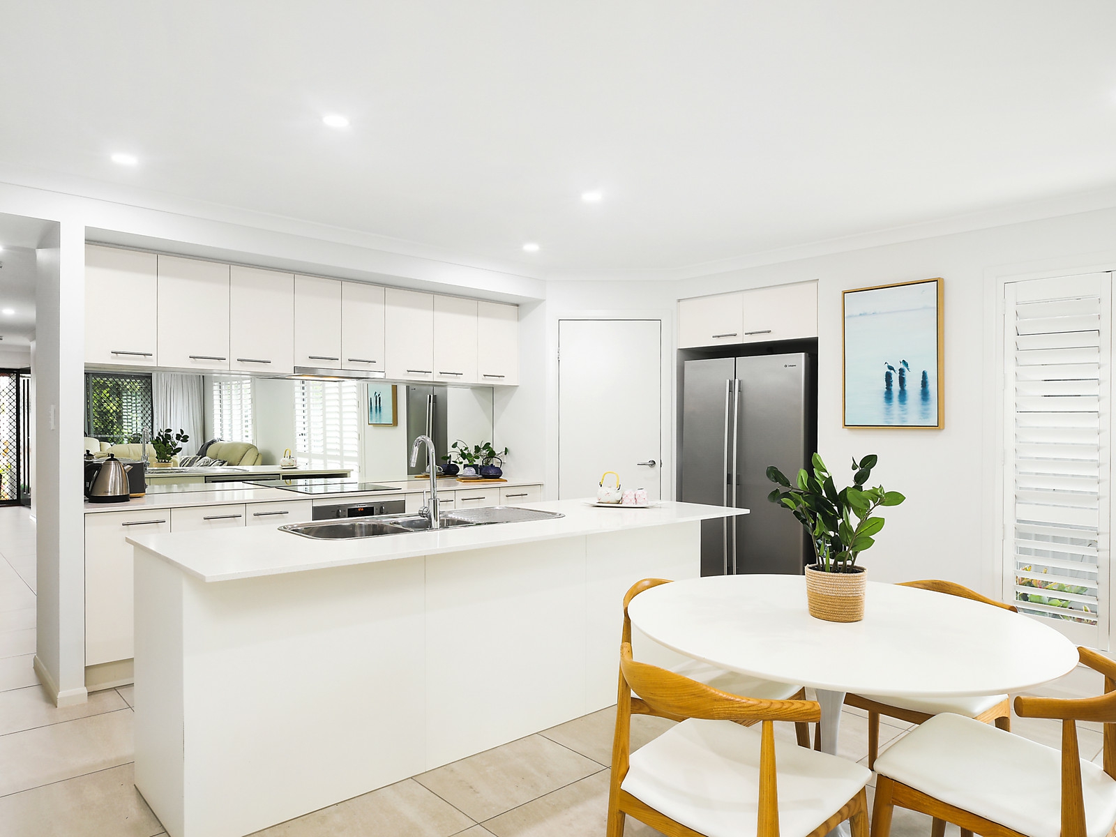 Dinning_Kitchen_area