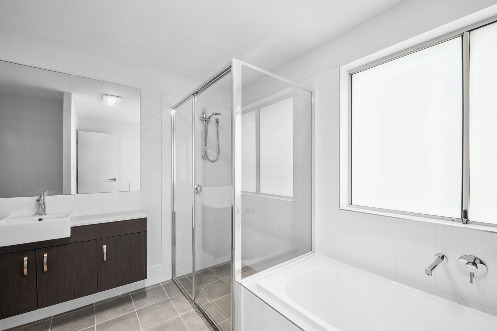 Bathroom2