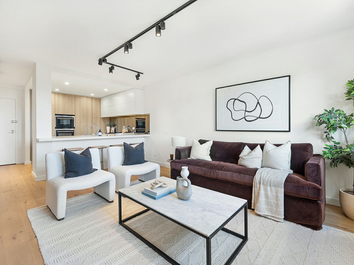5 lounge.jpg