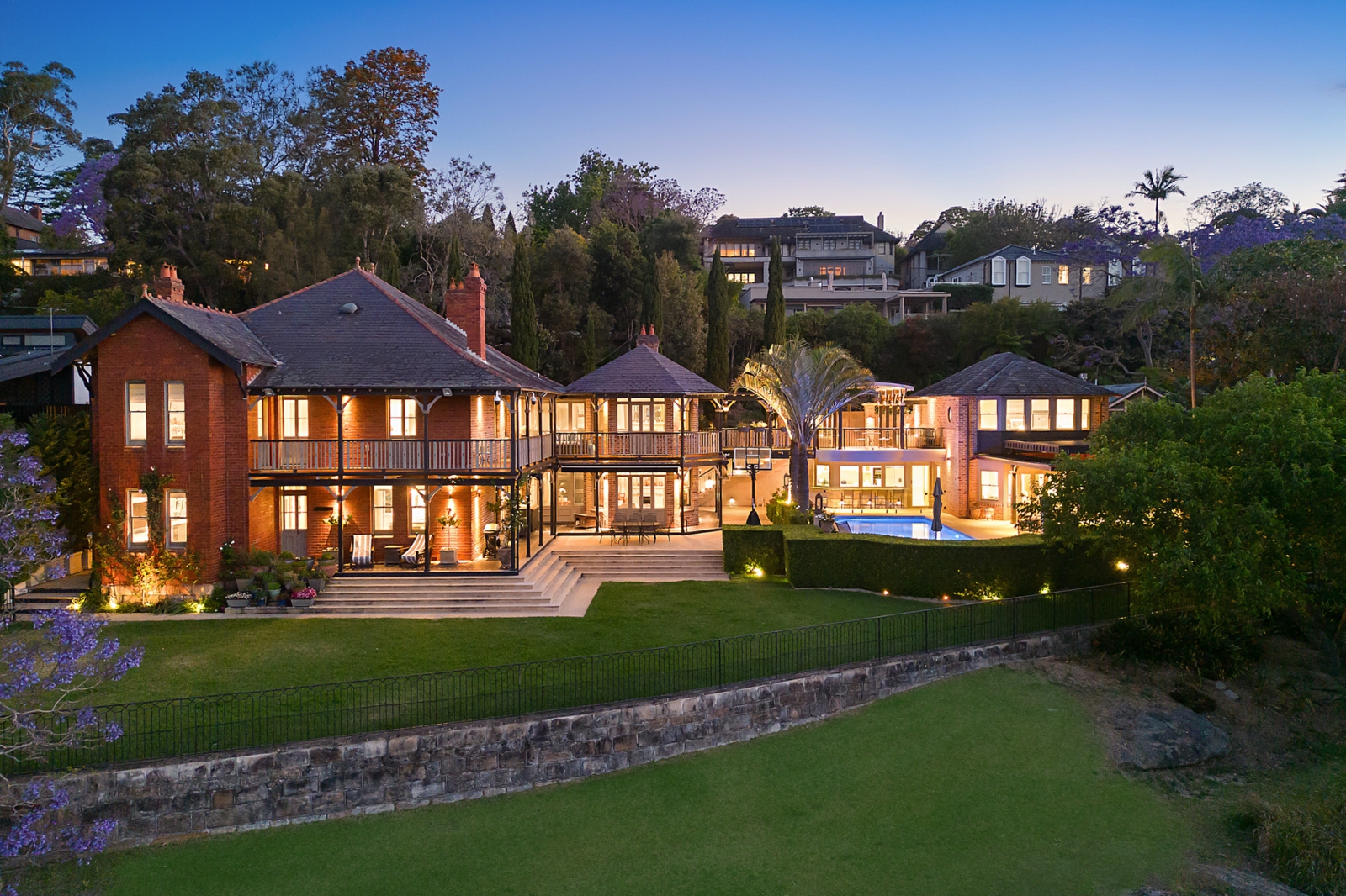 6 Vernon Street, HUNTERS HILL