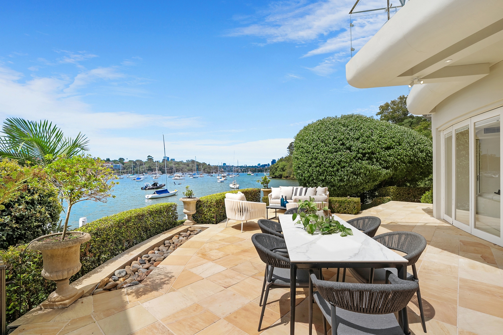 17 Crescent Street, HUNTERS HILL