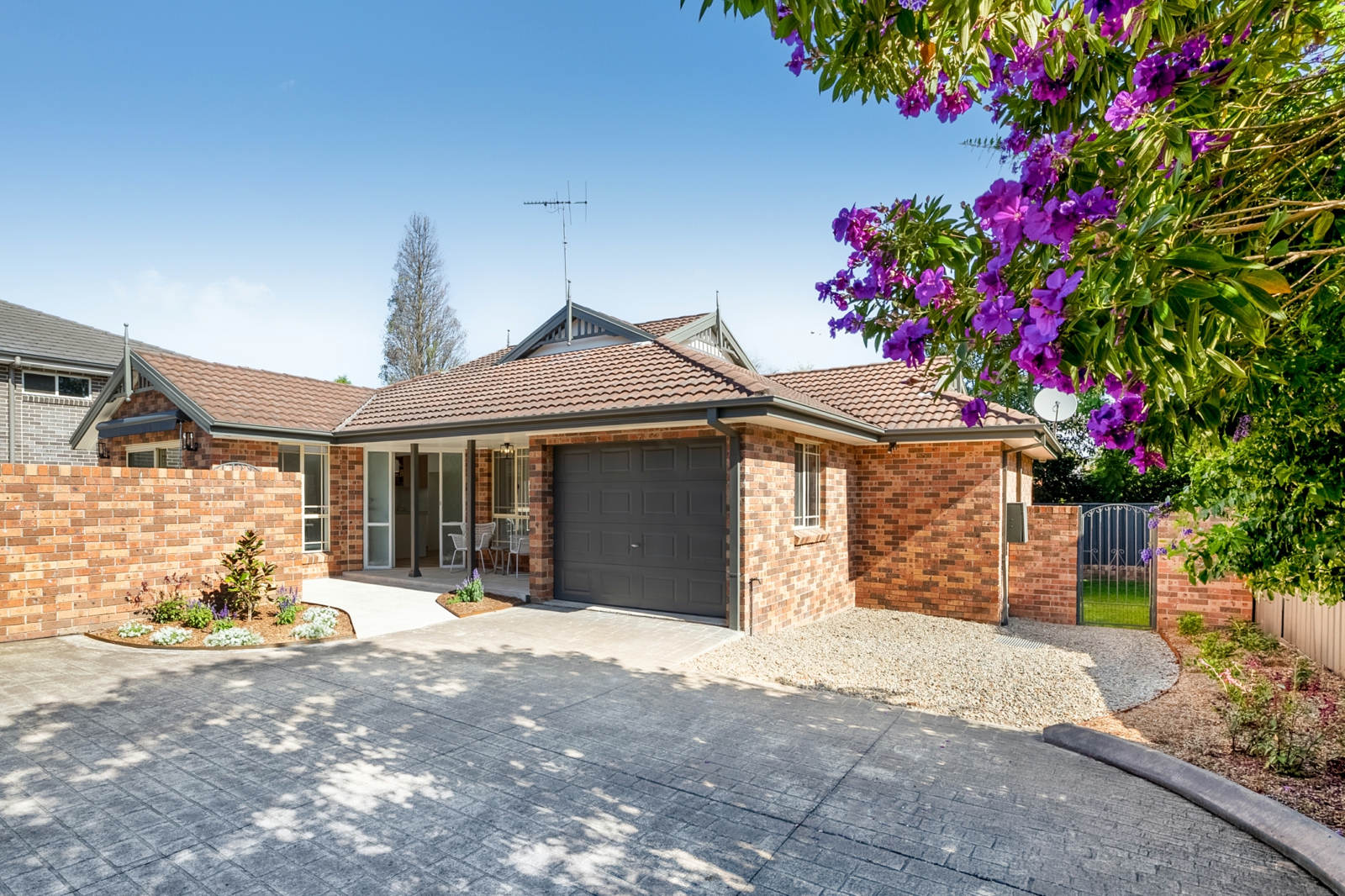 18B Albert Street, GLADESVILLE
