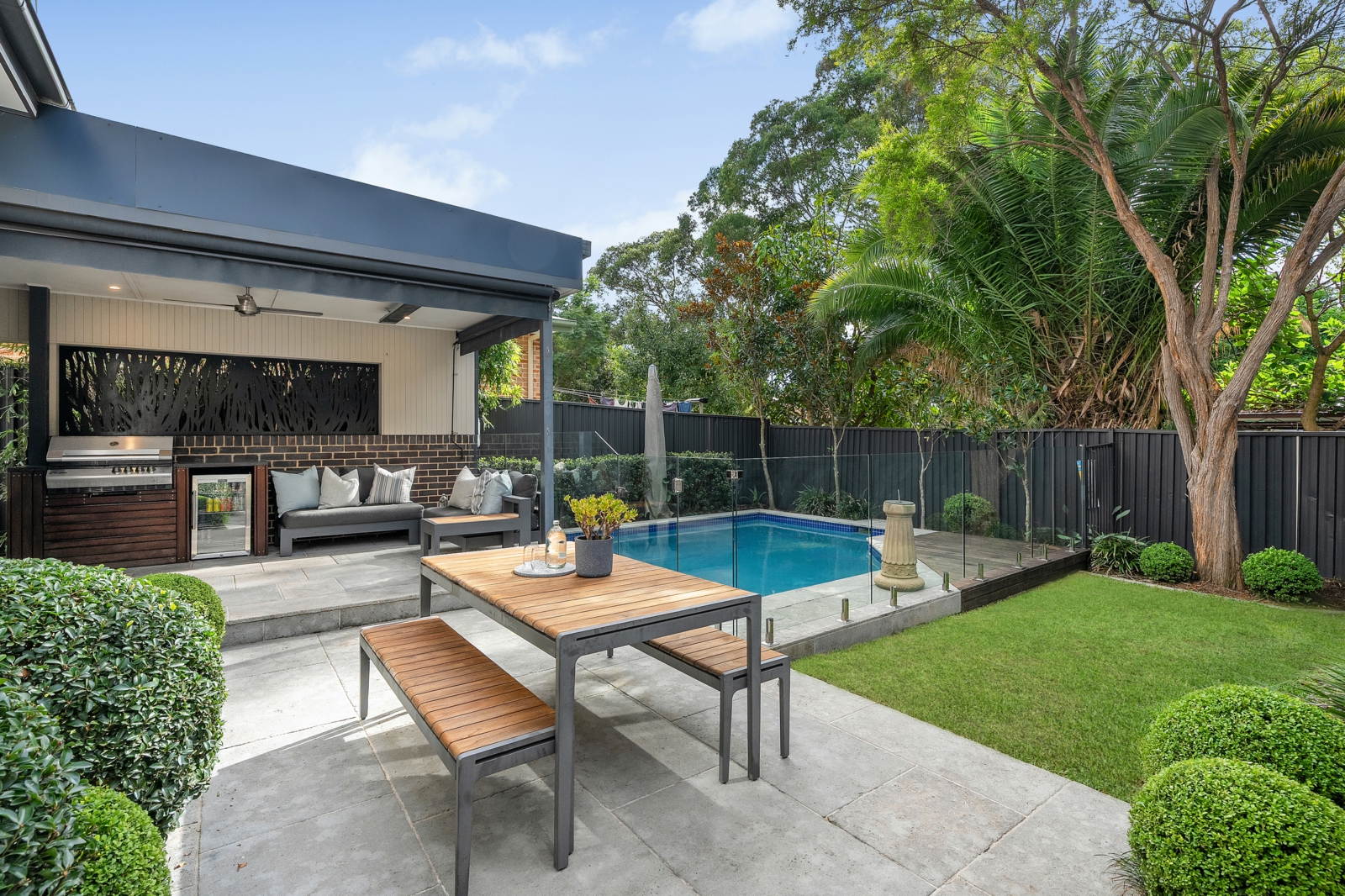 8 Alfresco.jpg