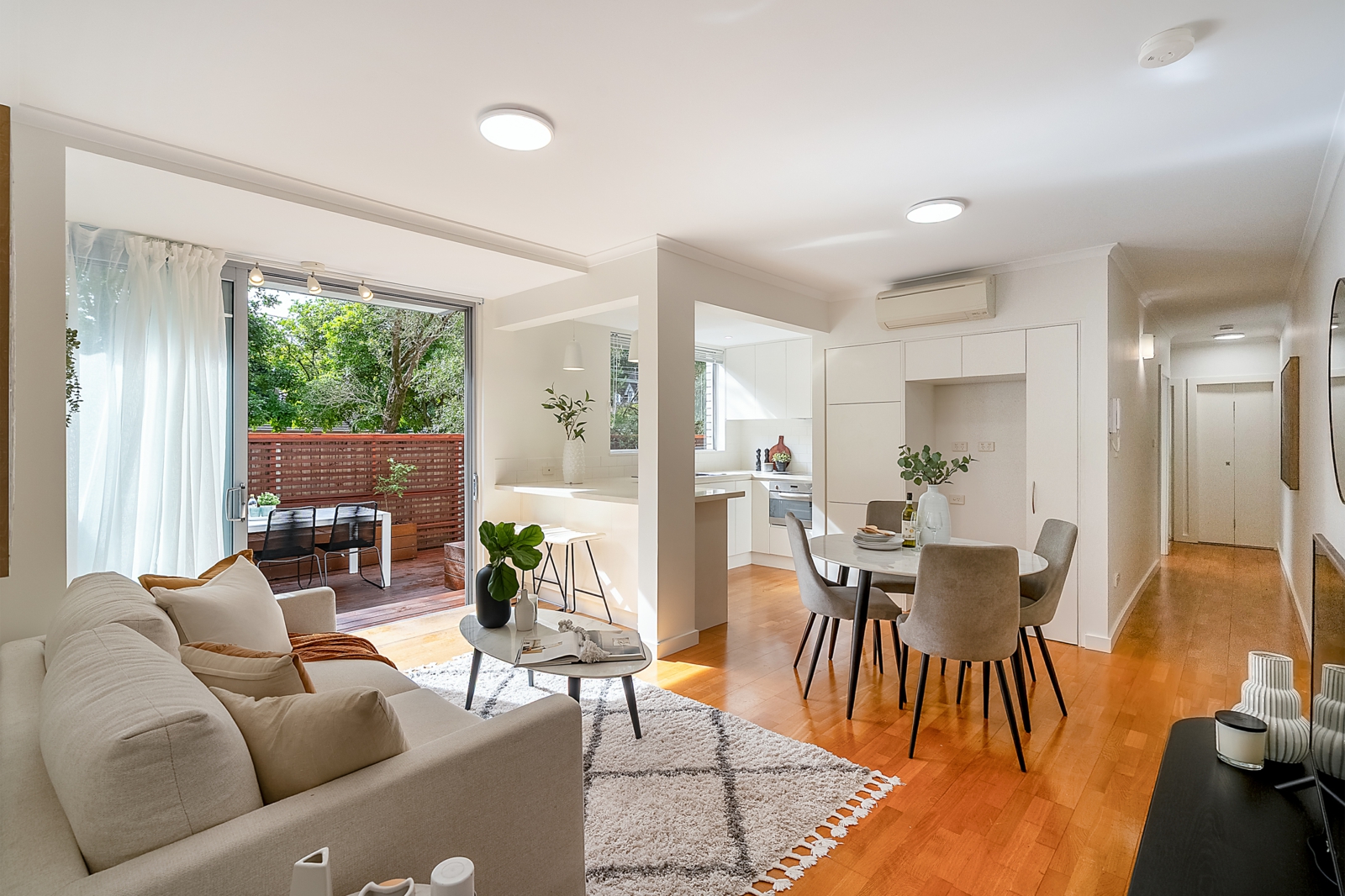 1/48 Pittwater Road, GLADESVILLE