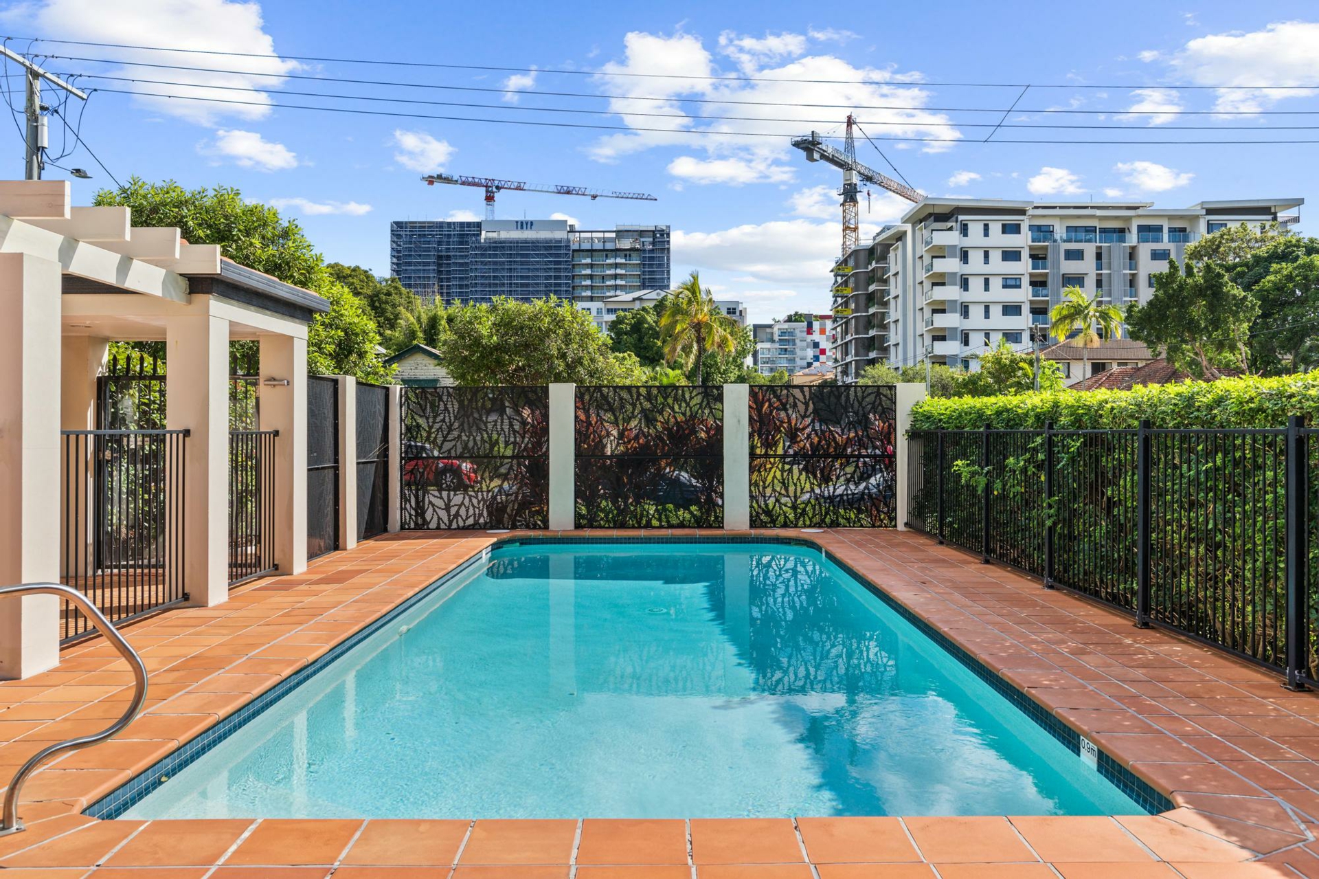 5/33 LENNEBERG Street, SOUTHPORT