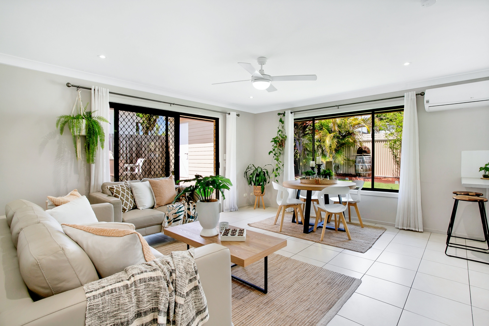 1/67 Broad Street, LABRADOR