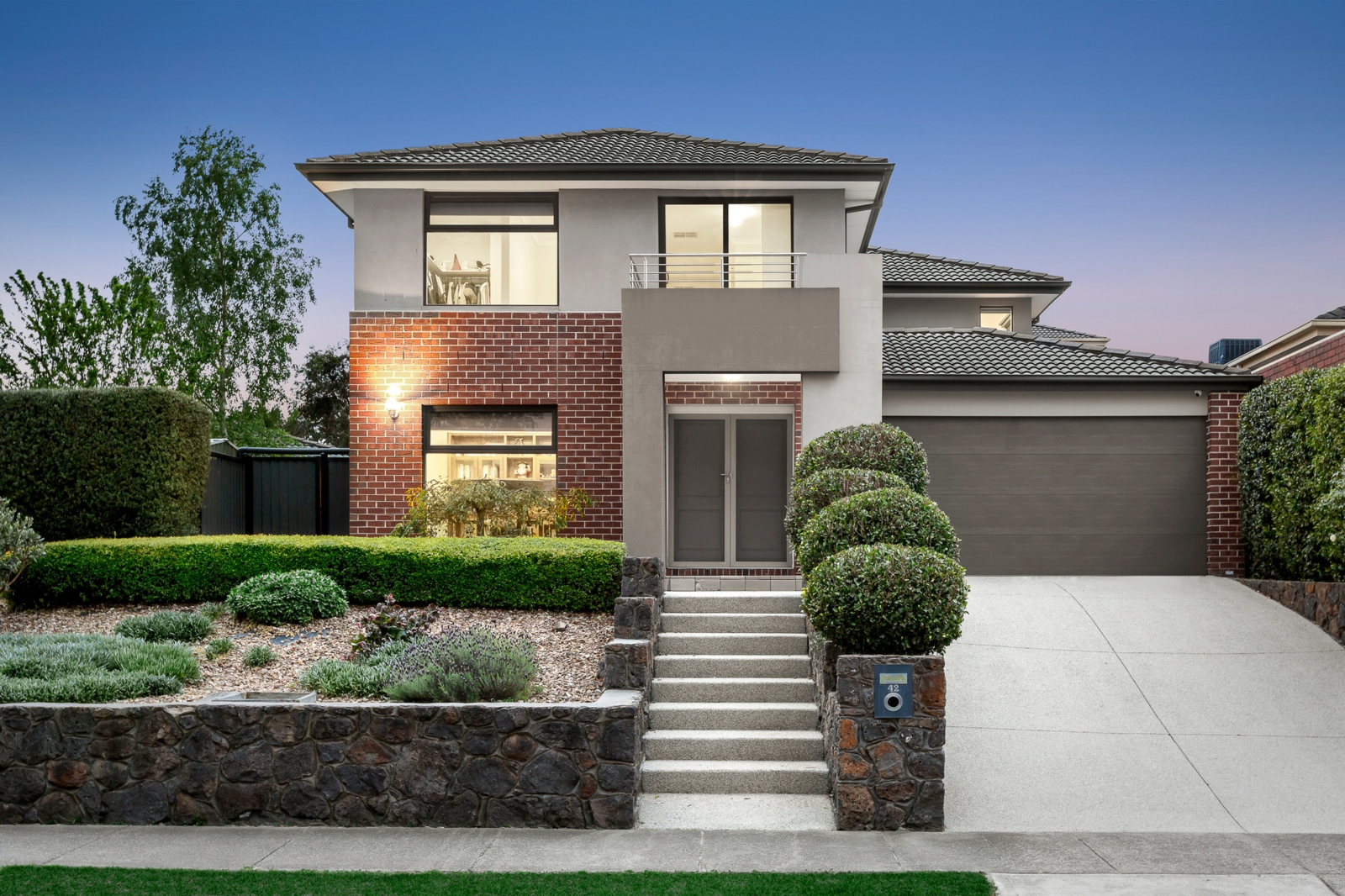 42 Stockdale Way, MILL PARK