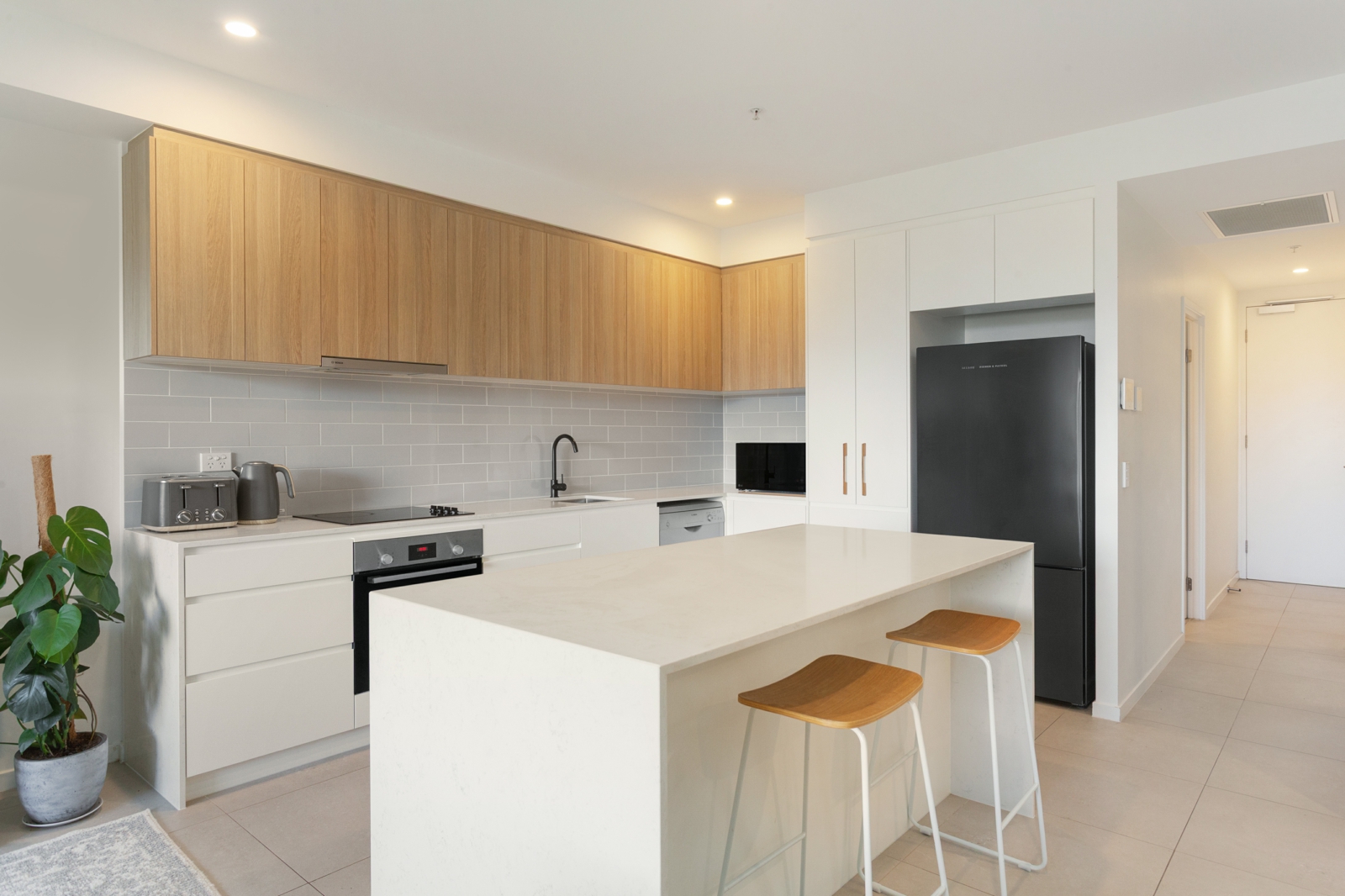 3. Kitchen.jpg