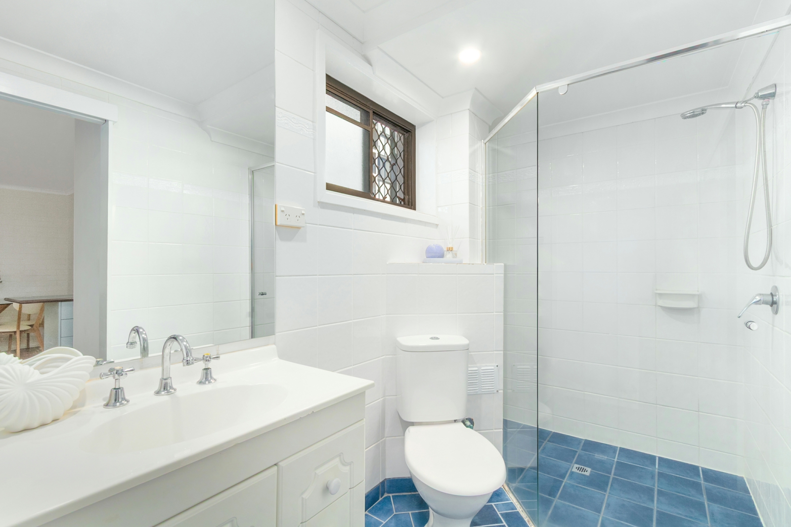 1. Bath.jpg