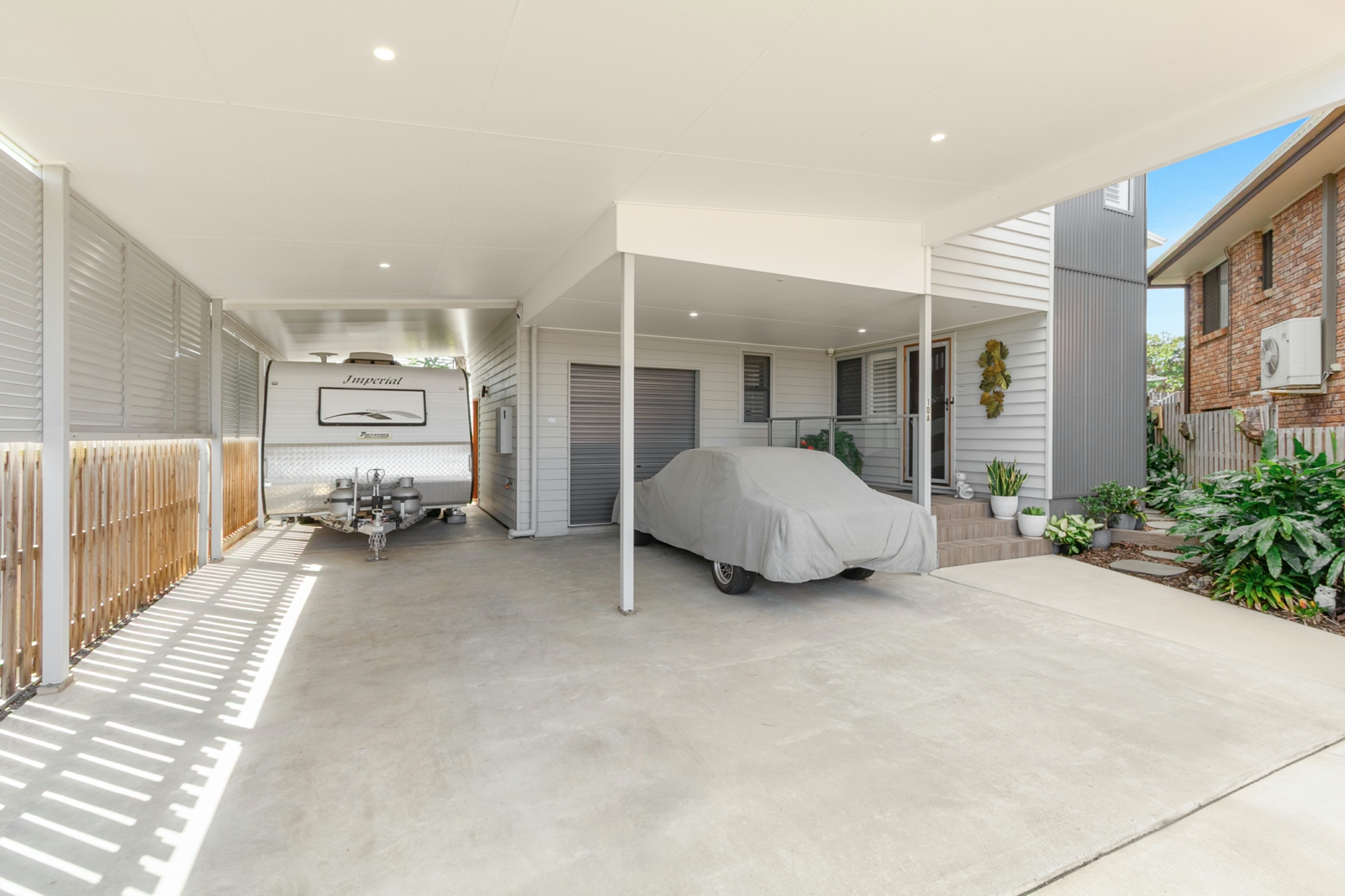 12. Carport.jpg