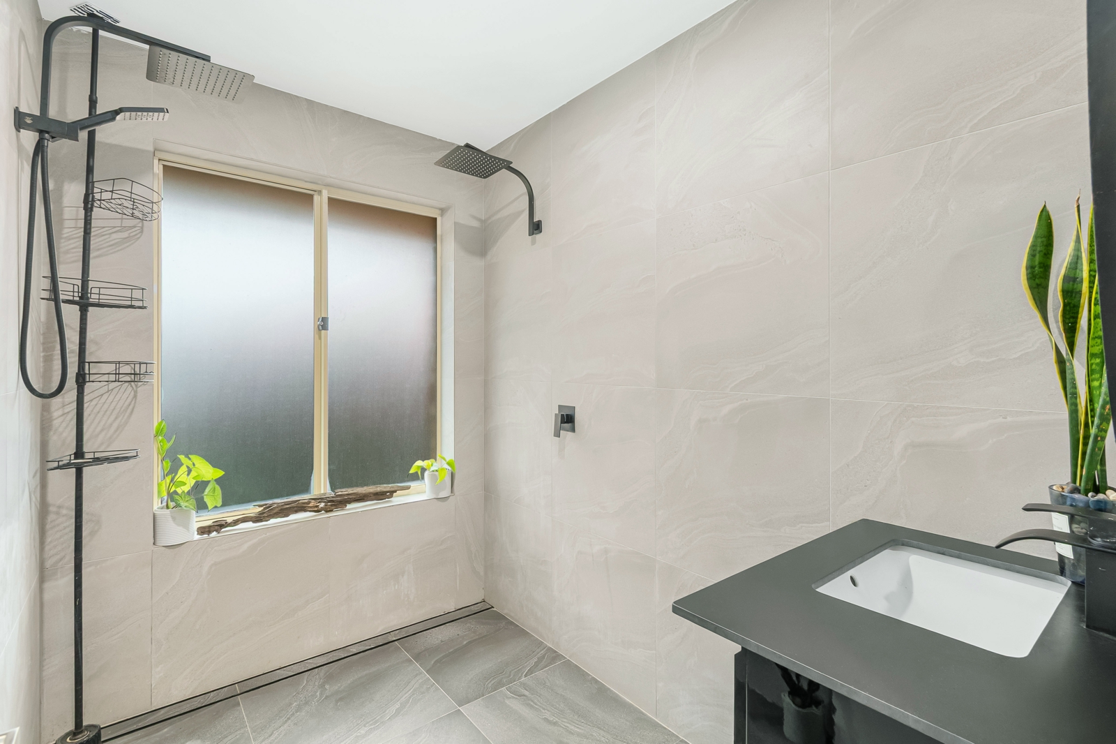 7. Bath.jpg