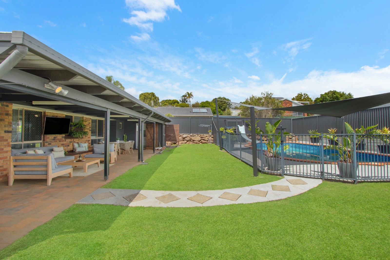 3. Backyard.jpg