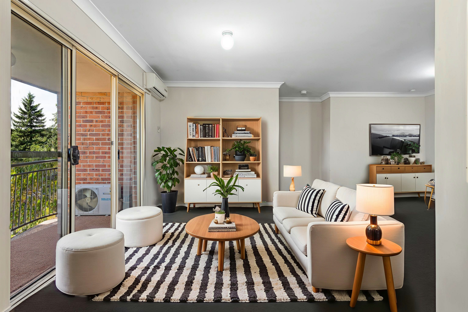 26 8 Fourth Avenue Blacktown-2 (1).jpg